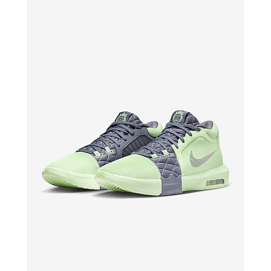 Nike LeBron Witness 8 Vapour Green/Light Carbon