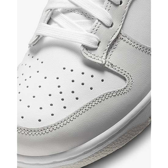 Nike Dunk Low White/Photon Dust