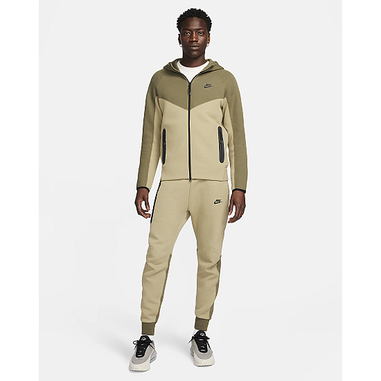 Pantaloni Nike Sportswear Tech Fleece Neutral Olive/Medium Olive