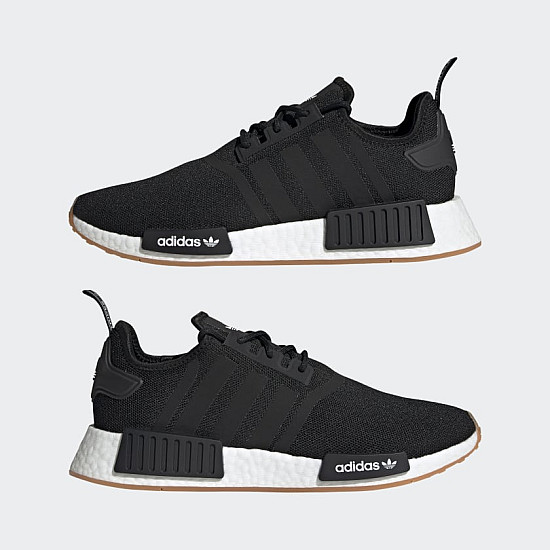 Adidas NMD_R1 Core Black / Gum