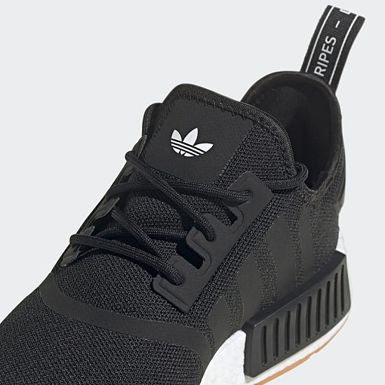 Adidas NMD_R1 Core Black / Gum